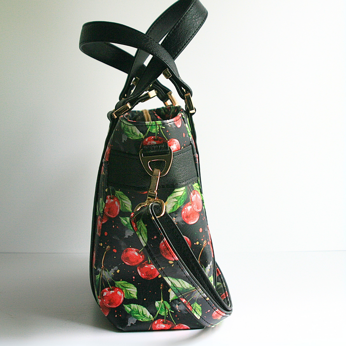 Side view of the Cherries jubilee tote