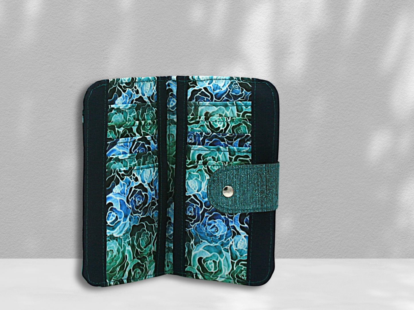 twelve credit card slots in rose wallet