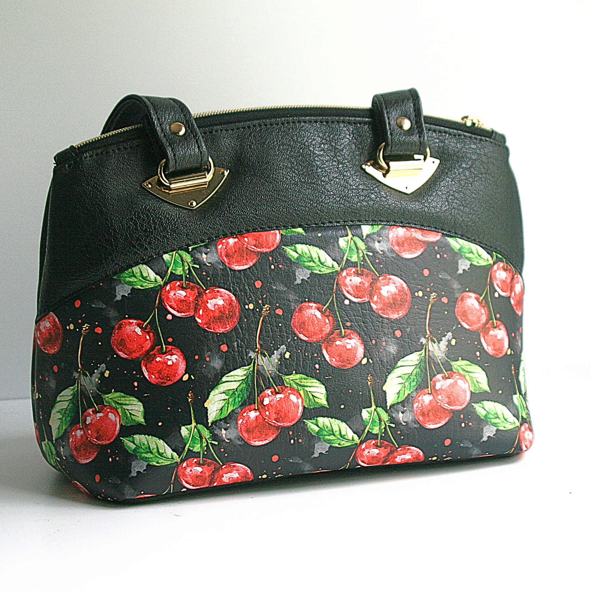 Back of Medium cherries jubilee lola shoulder bag