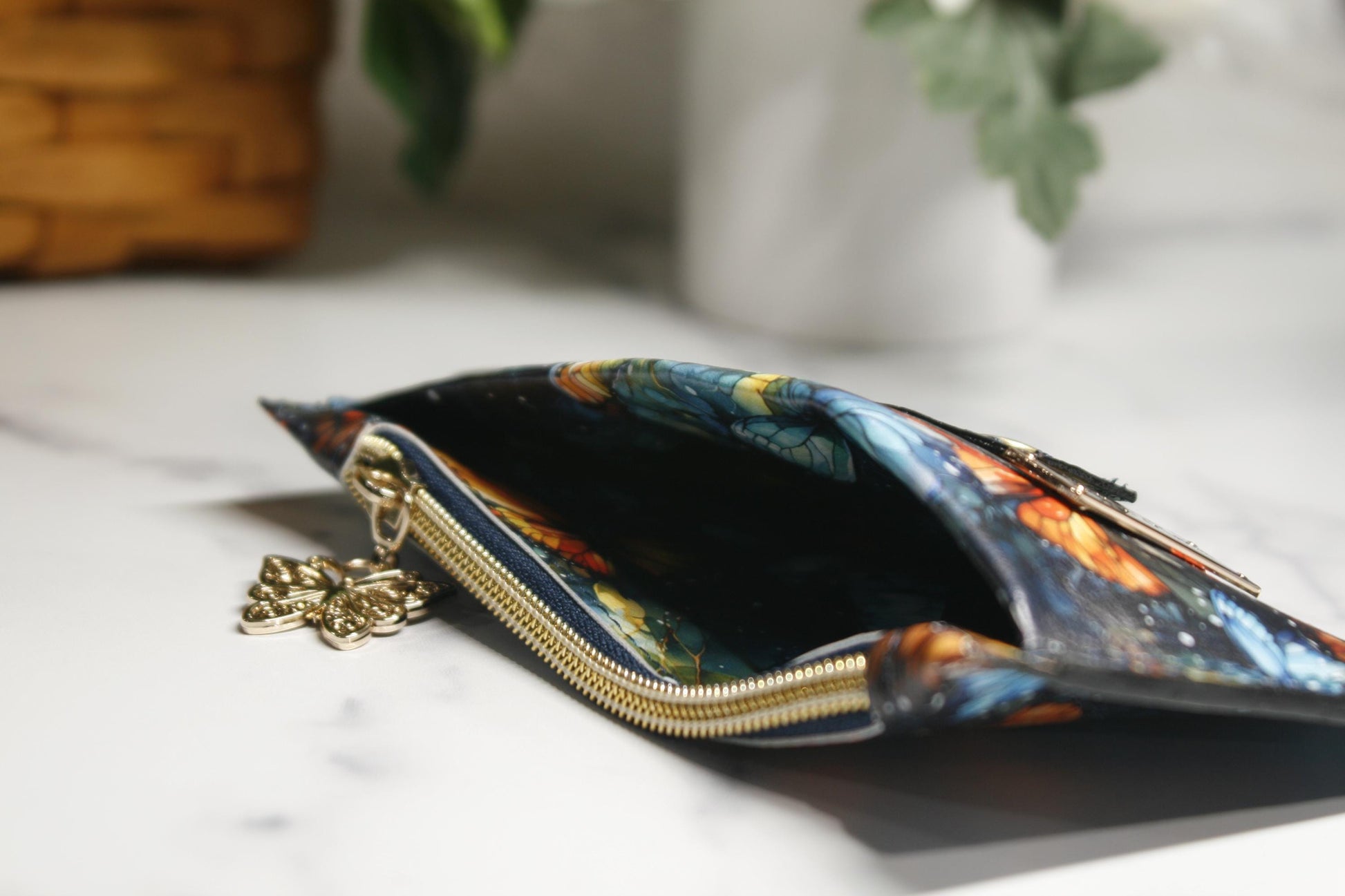 slip pocket for cash in purse pal
